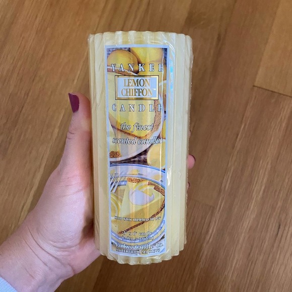 Rare Discontinued Vintage Yankee Candle Lemon Chiffon 6" Pillar Candle